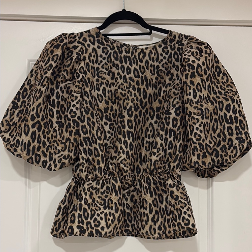 H&M Leopard Print Puff Sleeve Blouse